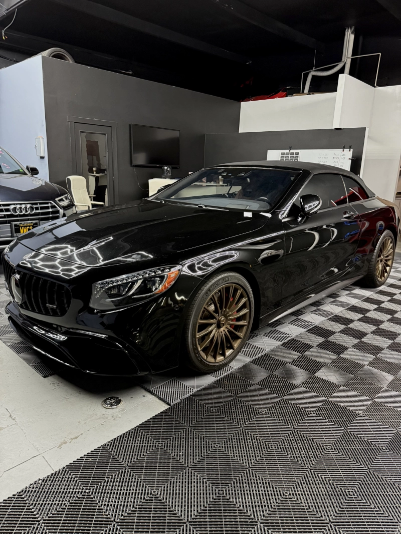 gallery-black-mercedes-benz-img